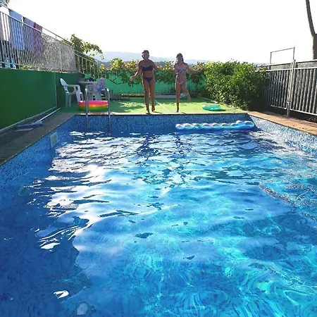 Appartement Уютные Апартаменты С Видом На Море И Горы *